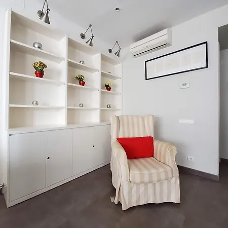 Apartamento Espacioso, Centrico Y Cercano A La Playa.